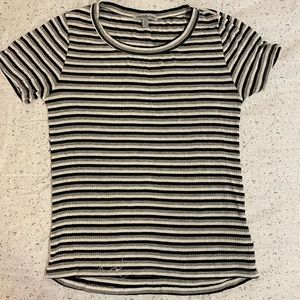 striped short sleeves shirt